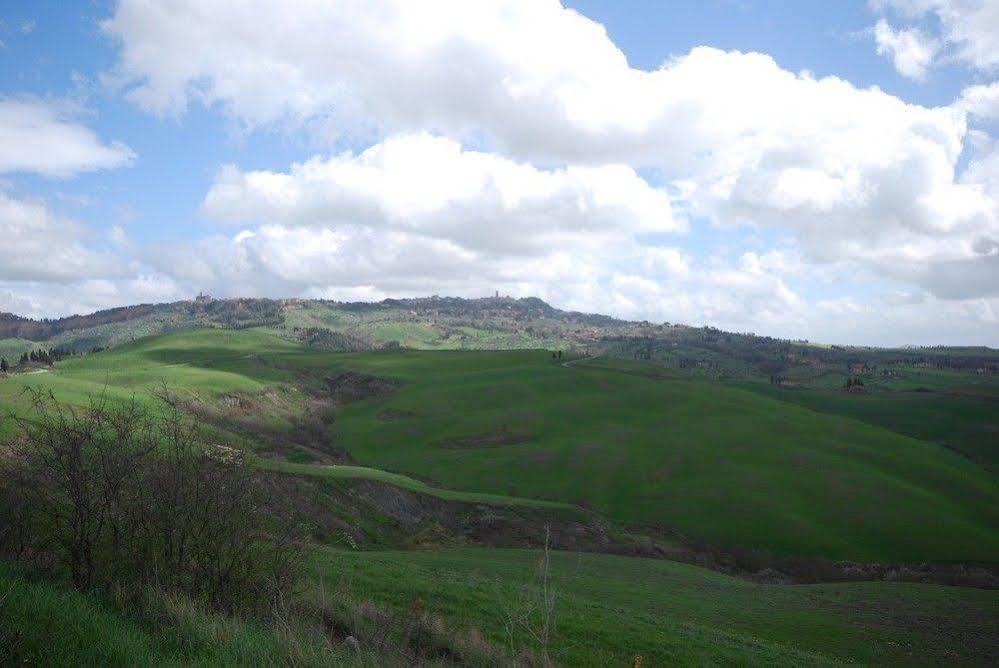 Agriturismo Villa Opera Volterra Ngoại thất bức ảnh